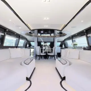1K - Main Salon