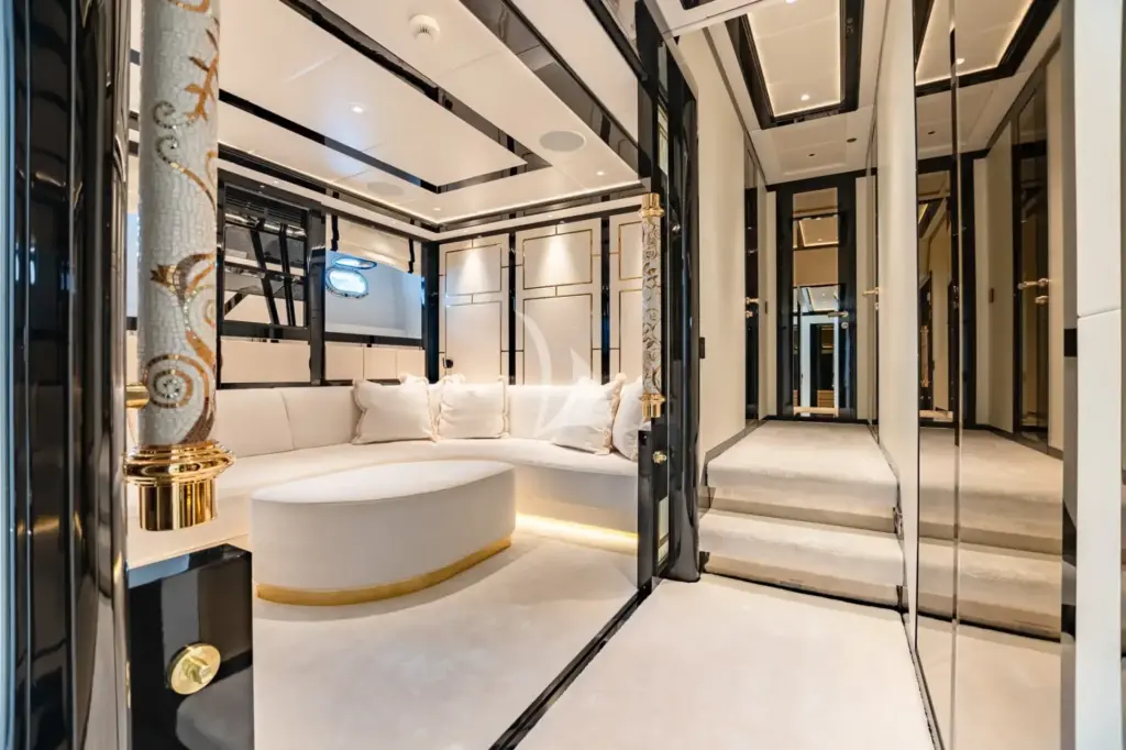 1K - RELAX/CINEMA ROOM