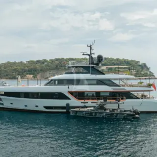 ALLURIA - At anchor (2025)
