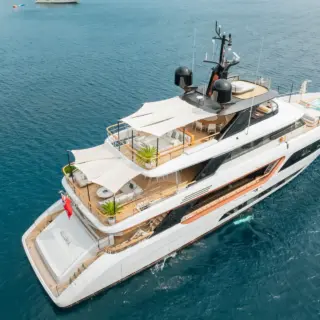 ALLURIA - At anchor (2025)