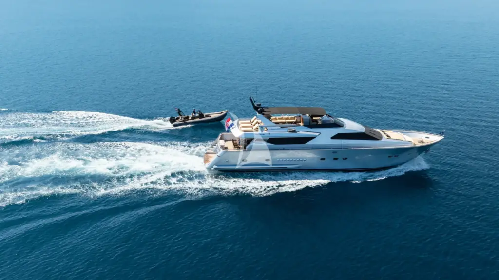 PHANTOM open sea splendor