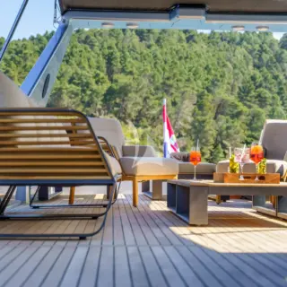 PHANTOM flybridge tranquility
