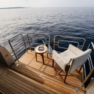 VENUS - side balcony 2