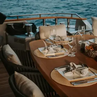 VENUS - exterior dining detail 2