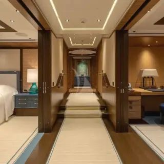 Main deck master suite