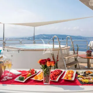 Sundeck
