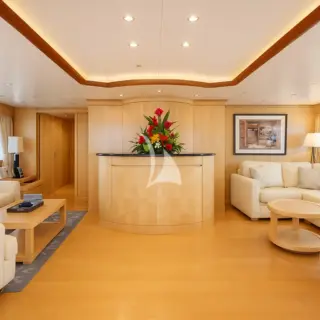 Upper Deck Salon