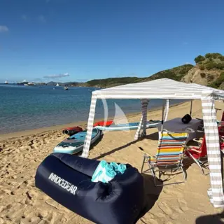 ARTHUR'S WAY - Beach Set-Up