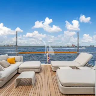 Flybridge Aft