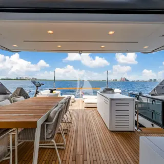 Flybridge