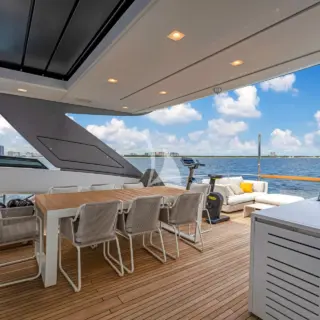 Flybridge