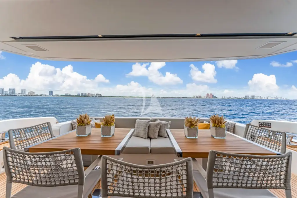 NOTYNOG - Main Aft Deck