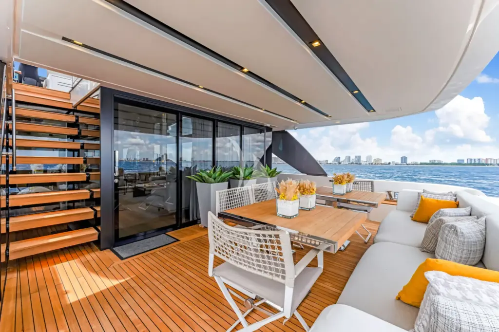 NOTYNOG - Main Aft Deck