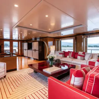 MAIN DECK LOUNGE