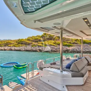 ALINA - Aft deck sea view seating area