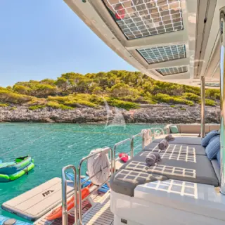ALINA - Aft deck sea view seating area