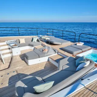 CHRISTAL MIO 80 - Foredeck (Sistership) 3