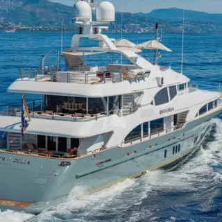 JUSTA DELIA underway