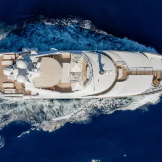 JUSTA DELIA underway