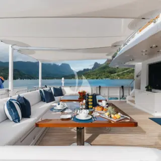 Main deck aft