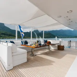 Main deck aft