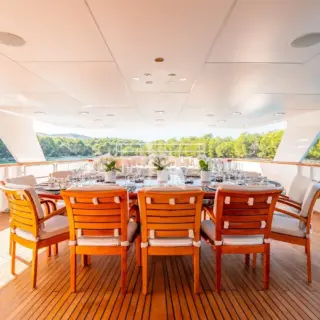 Main Deck - Al fresco Dining