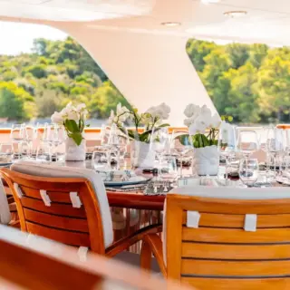 Main Deck - Al fresco Dining