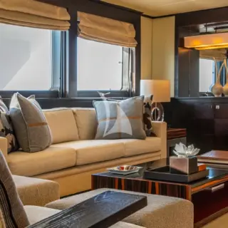 Main Deck - Salon