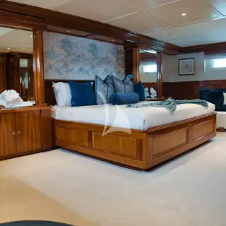 Owner's Suite below (full-width)