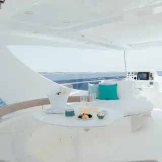 Fly deck
