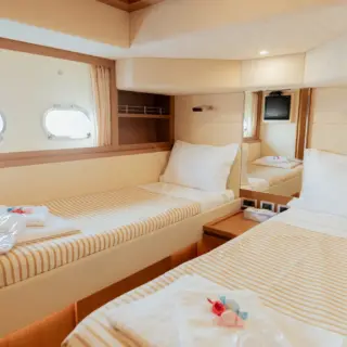 Twin cabin