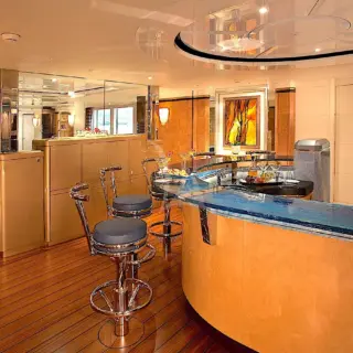 Main salon bar view forward