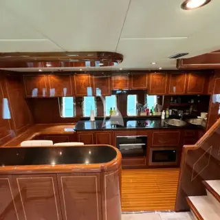 Elton II - Main Salon