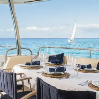 STARDUST OF MARY - Aft deck
