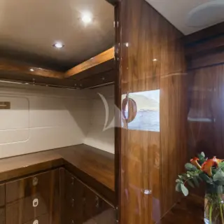 STARDUST OF MARY - Master Cabin Dressing room