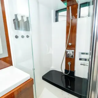 Queen Guest Stateroom En-suite