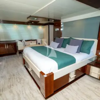 King Primary Stateroom