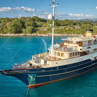 CASABLANCA anchored