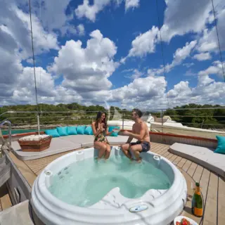 CASABLANCA jacuzzi