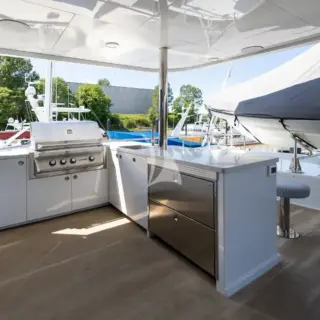 Bridge Deck Aft