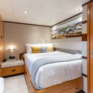Guest Stateroom (Queen)