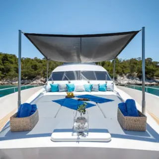 Sundeck area