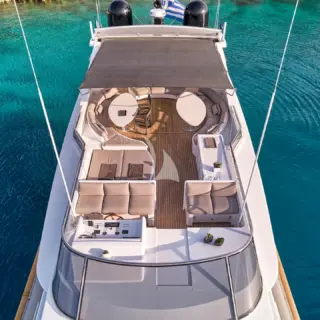 Upper deck