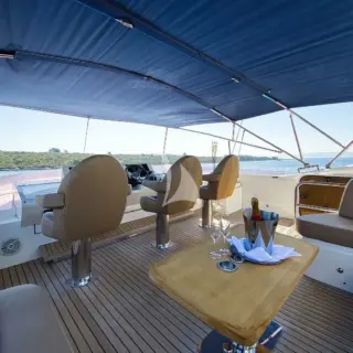 Flybridge