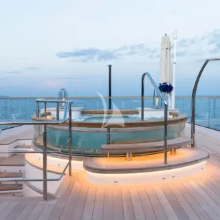 Jacuzzi
