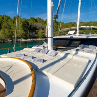 Allure E - Image 14