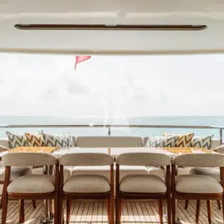 Main deck aft
