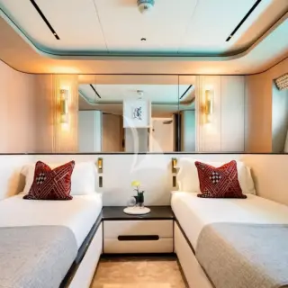 Twin guest cabin