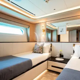 Twin guest cabin