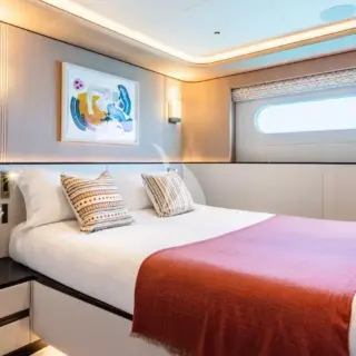 VIP guest cabin